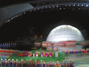 仲夏为大理望夫云而作 仲夏为大理望夫云而作