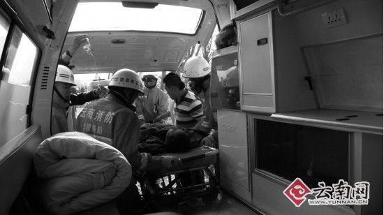 大理违法建筑坍塌事故致5死10伤(组图) 大理违法建筑坍塌事故致5死10伤(组图)