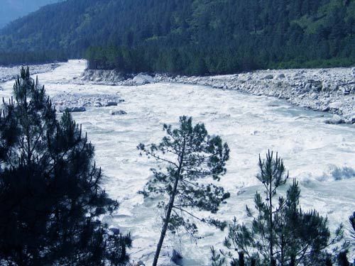 穿行易贡国家地质公园 穿行易贡国家地质公园