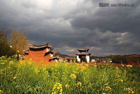 U7116P704DT20120608100047.jpg U7116P704DT20120608100047.jpg