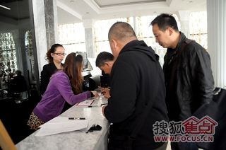 a_65042059.jpg a_65042059.jpg