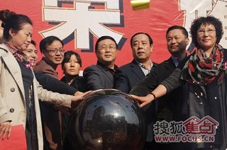 a_65042059.jpg a_65042059.jpg