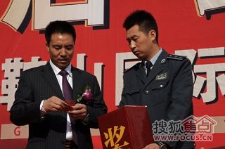 a_65042059.jpg a_65042059.jpg