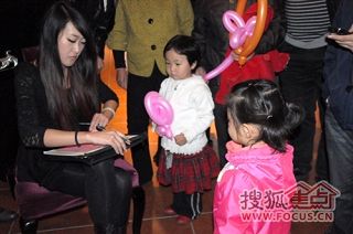 b_65057216.jpg b_65057216.jpg