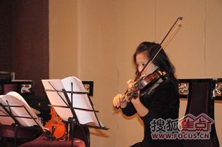 b_65057216.jpg b_65057216.jpg