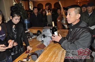 b_65057216.jpg b_65057216.jpg