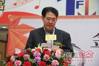 b_65057408.jpg b_65057408.jpg