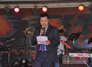 b_65056632.jpg b_65056632.jpg