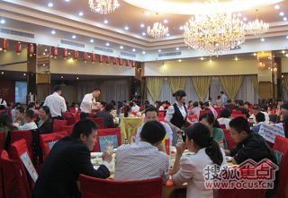 b_65068894.jpg b_65068894.jpg