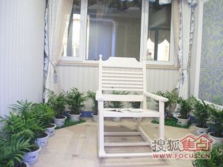 b_65074944.jpg b_65074944.jpg