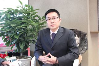 b_72218184.jpg b_72218184.jpg