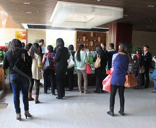 b_73394560.jpg b_73394560.jpg