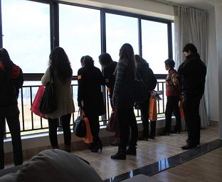 b_73394560.jpg b_73394560.jpg