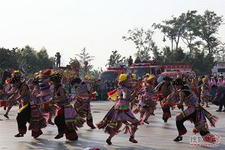 b_100132644.jpg b_100132644.jpg